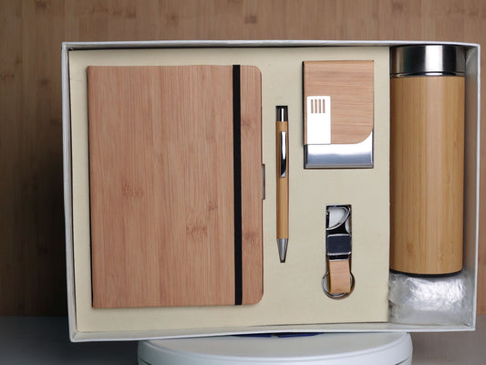 Fashius Corporate Bottle Gift Set 5in1  GB504, Bottle, Notebook, Pen, Cardholder, Keychain