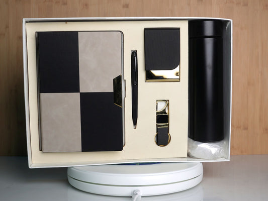 Fashius Corporate Bottle Gift Set 5in1  GB506, Bottle, Notebook, Pen, Cardholder, Keychain