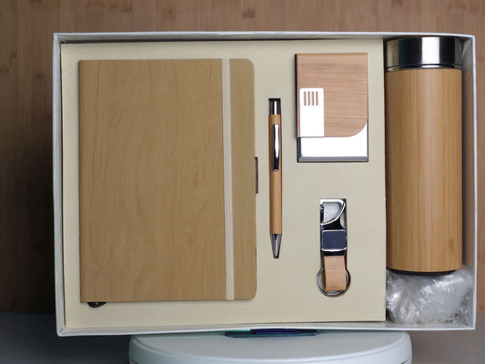 Fashius Corporate Bottle Gift Set 5in1  GB510, Bottle, Notebook, Pen, Cardholder, Keychain