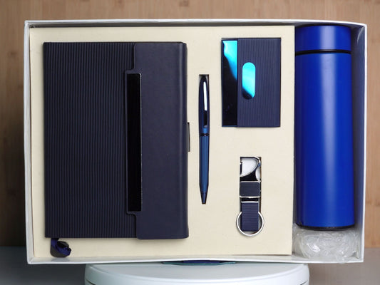 Fashius Corporate Bottle Gift Set 5in1  GB516, Bottle, Notebook, Pen, Cardholder, Keychain